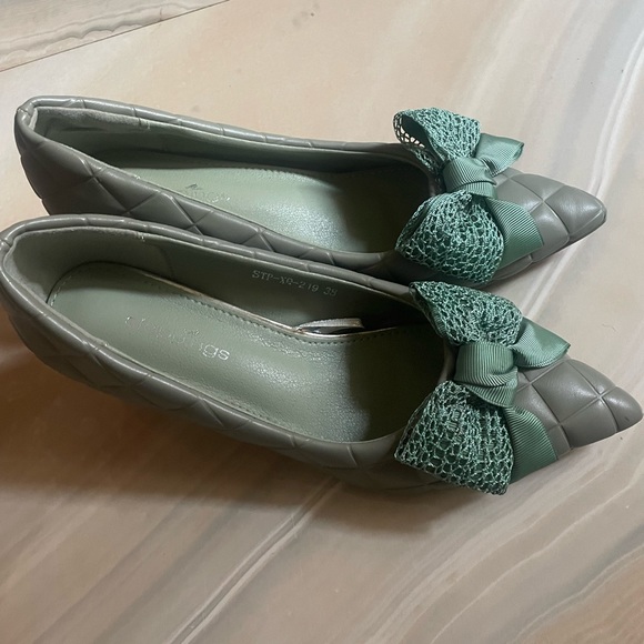 Womens pointed bellerina - Picture 2 of 3